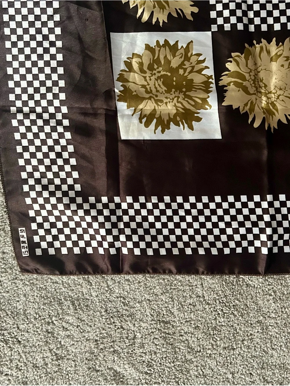 Checkerboard Floral Satin Scarf in Black and Gold